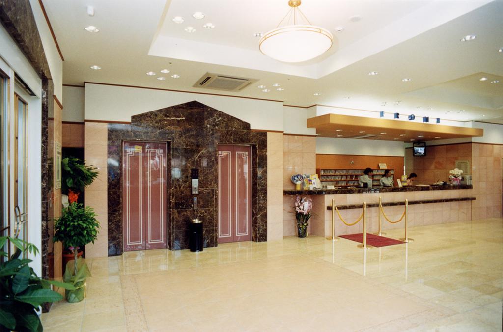 Toyoko Inn Tokyo Haneda Airport No.1 Екстер'єр фото